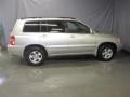 Millenium Silver Metallic - Highlander 4WD Photo No. 4