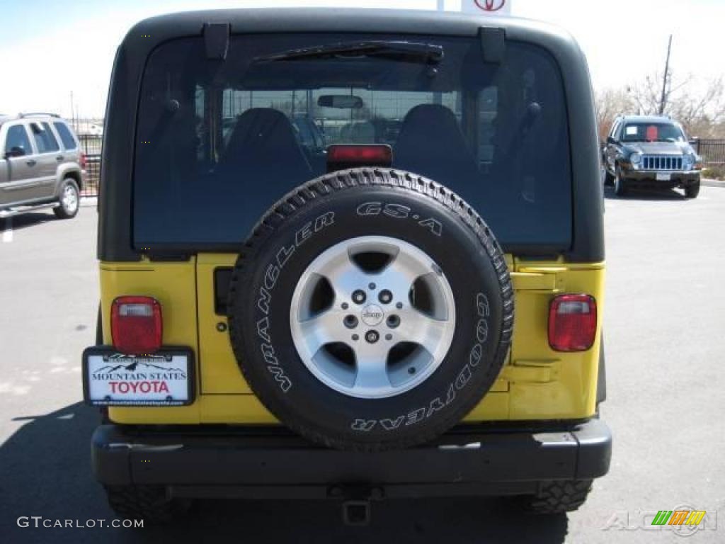 2001 Wrangler Sport 4x4 - Solar Yellow / Agate Black photo #3