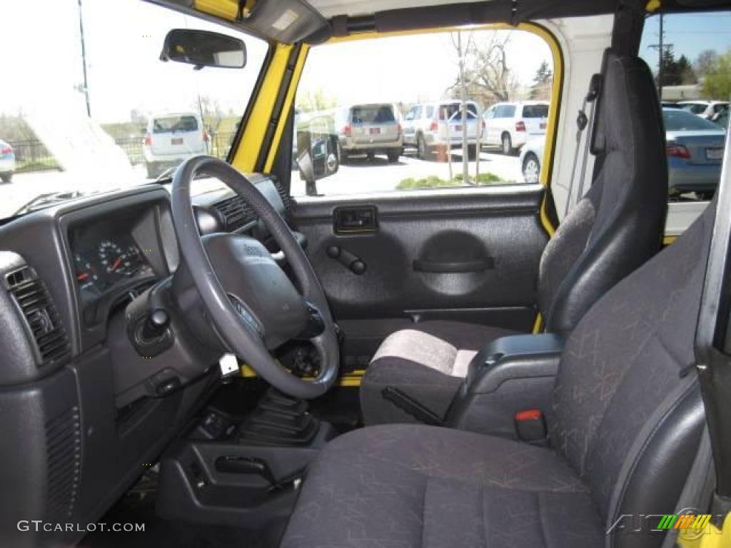 2001 Wrangler Sport 4x4 - Solar Yellow / Agate Black photo #9