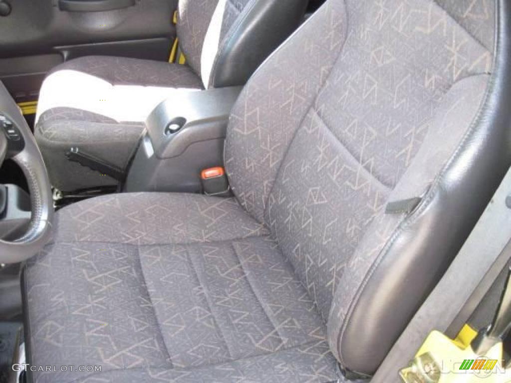 2001 Wrangler Sport 4x4 - Solar Yellow / Agate Black photo #10