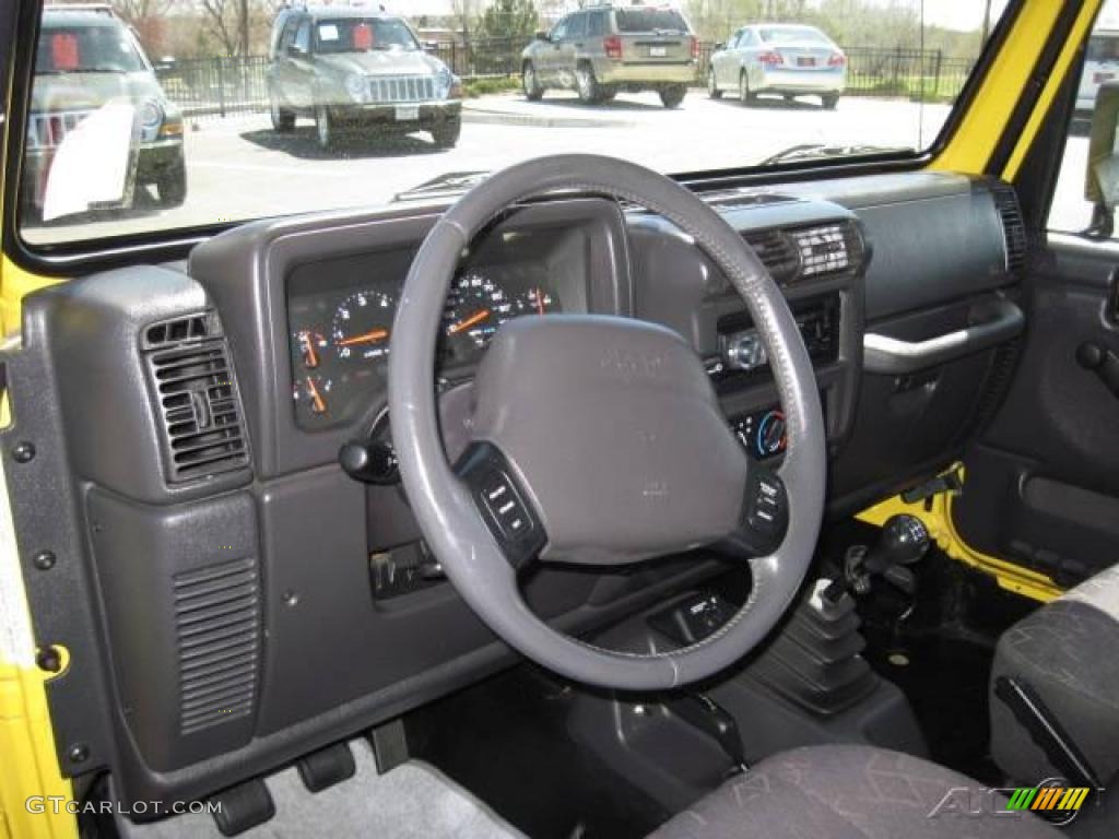 2001 Wrangler Sport 4x4 - Solar Yellow / Agate Black photo #13
