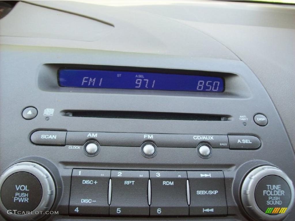 2007 Civic LX Sedan - Taffeta White / Ivory photo #14