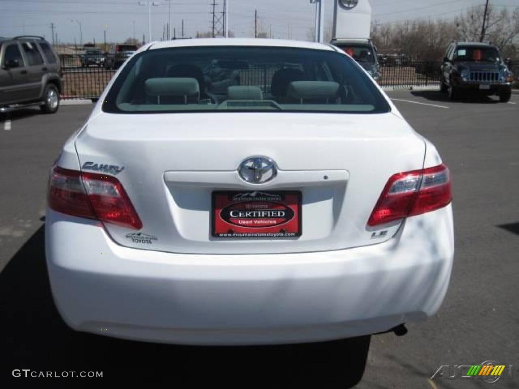 2008 Camry LE - Super White / Ash photo #3