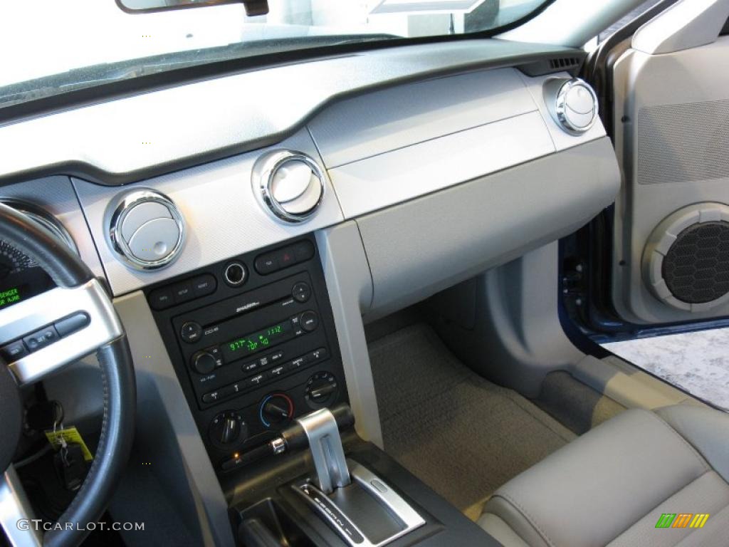 2007 Mustang GT Premium Coupe - Vista Blue Metallic / Light Graphite photo #22