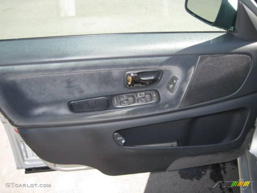 1998 Volvo V70 Wagon Black Door Panel Photo #28609072