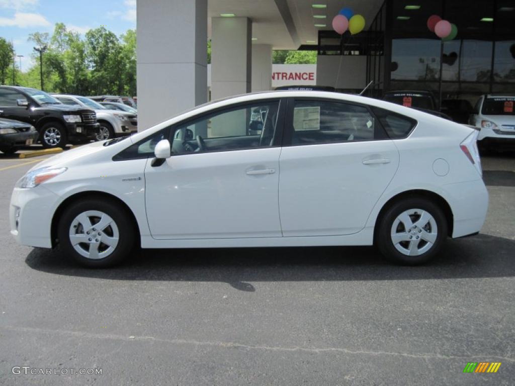 2010 Prius Hybrid III - Blizzard White Pearl / Misty Gray photo #4