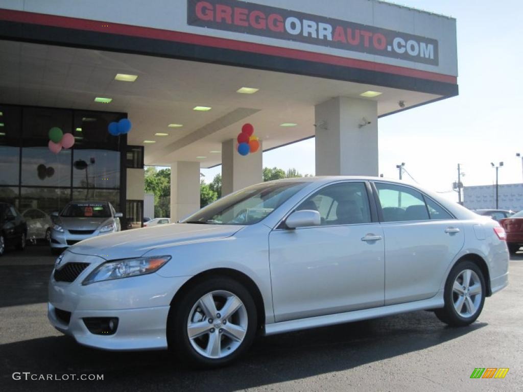 2011 Camry SE - Classic Silver Metallic / Ash photo #1