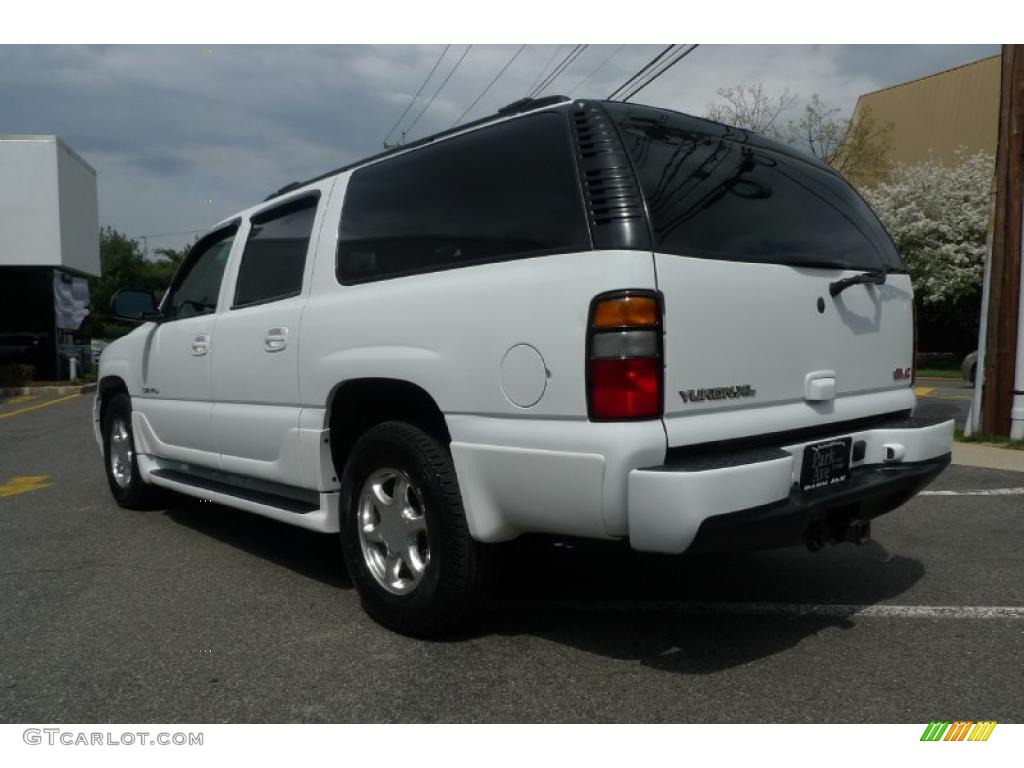 2004 Yukon XL Denali AWD - Summit White / Sandstone photo #11