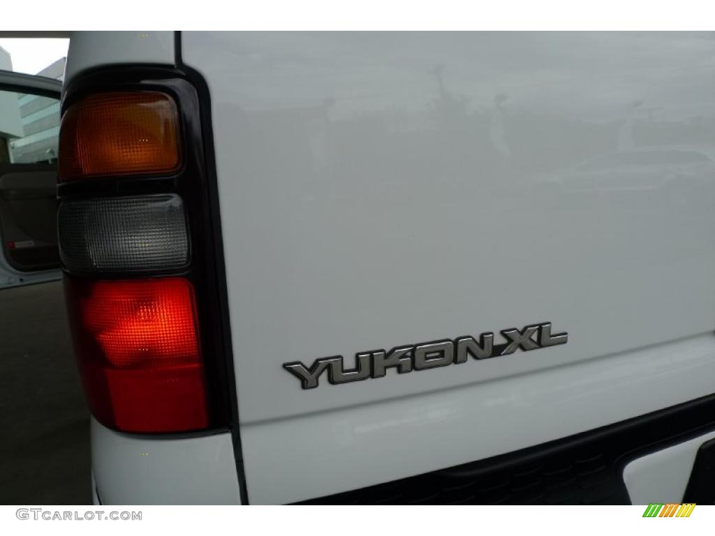 2004 Yukon XL Denali AWD - Summit White / Sandstone photo #24