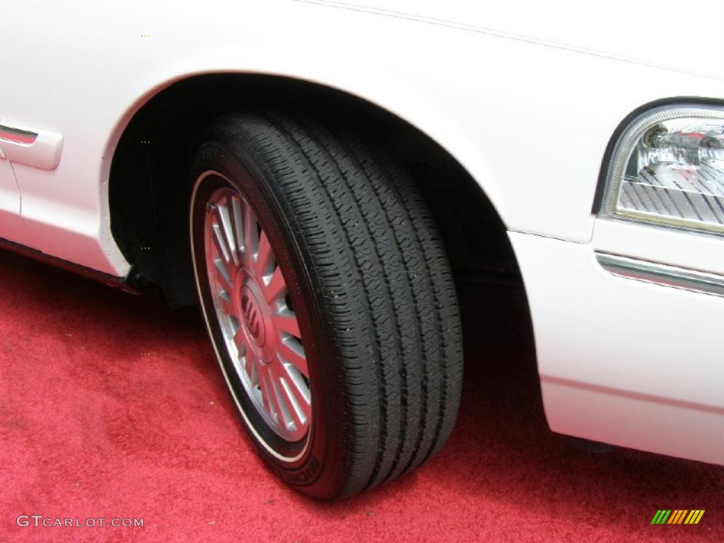 2006 Grand Marquis LS - Vibrant White / Medium Light Stone photo #2