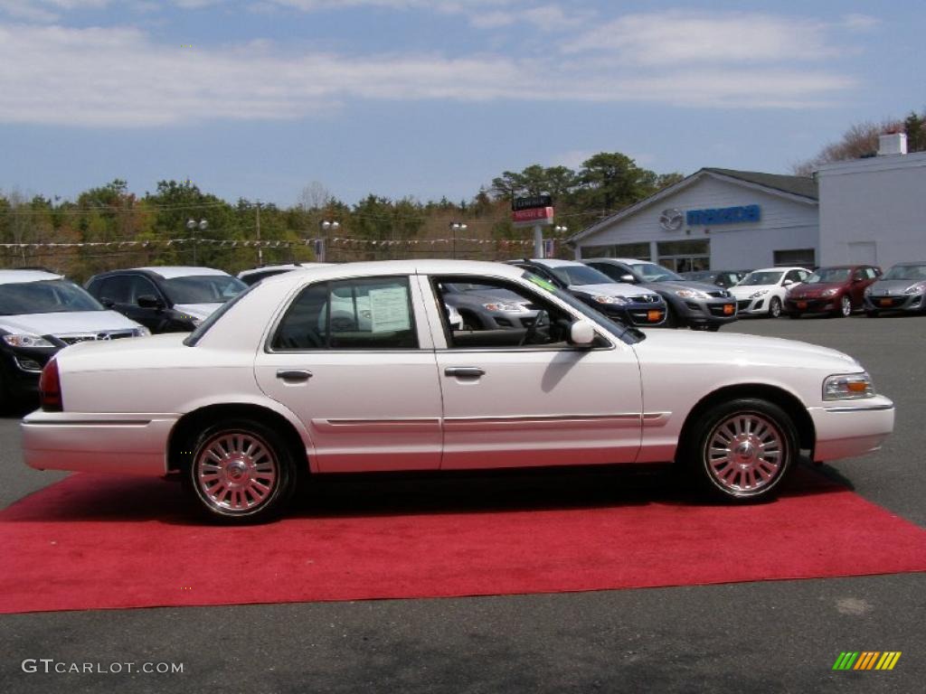 2006 Grand Marquis LS - Vibrant White / Medium Light Stone photo #6