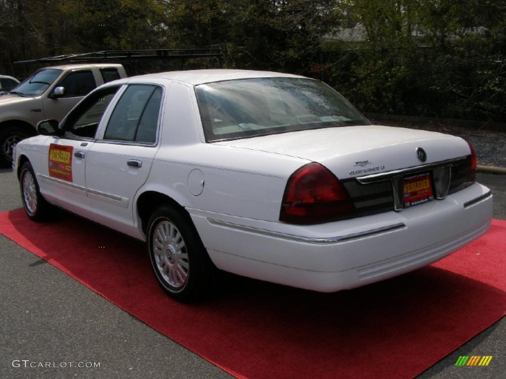 2006 Grand Marquis LS - Vibrant White / Medium Light Stone photo #9