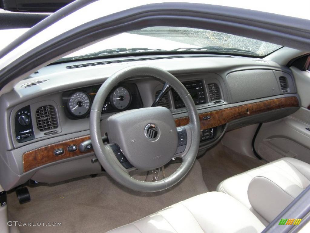 2006 Grand Marquis LS - Vibrant White / Medium Light Stone photo #11