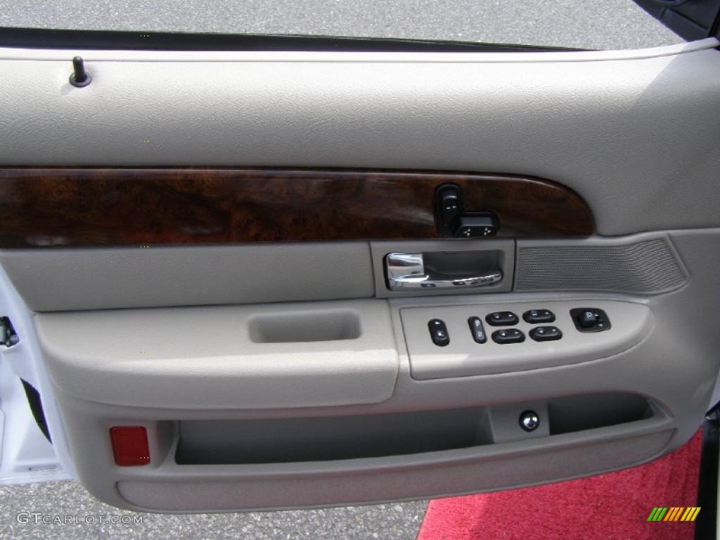 2006 Grand Marquis LS - Vibrant White / Medium Light Stone photo #12