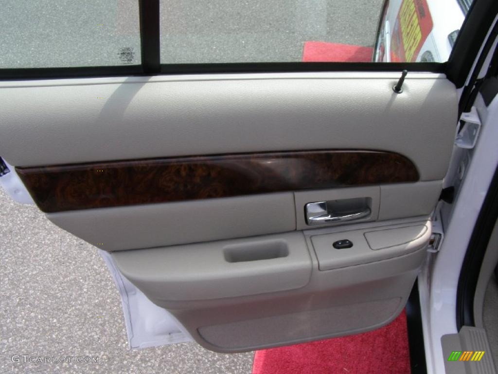 2006 Grand Marquis LS - Vibrant White / Medium Light Stone photo #19