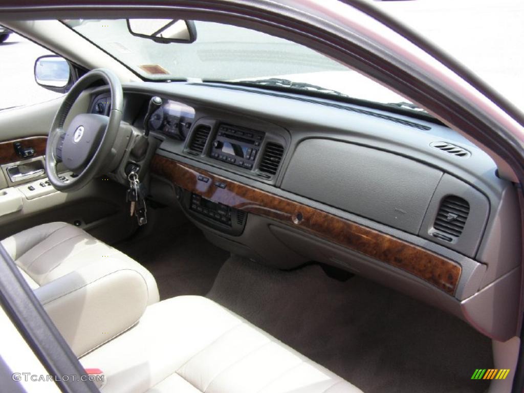 2006 Grand Marquis LS - Vibrant White / Medium Light Stone photo #24