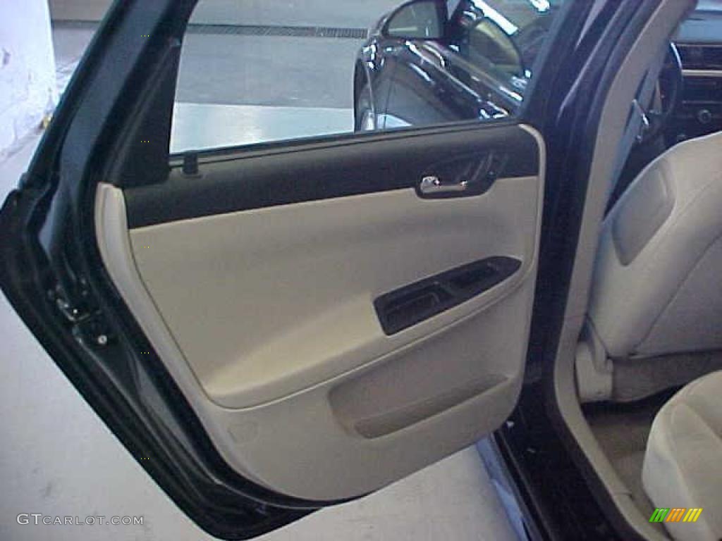 2010 Impala LT - Black / Neutral photo #17