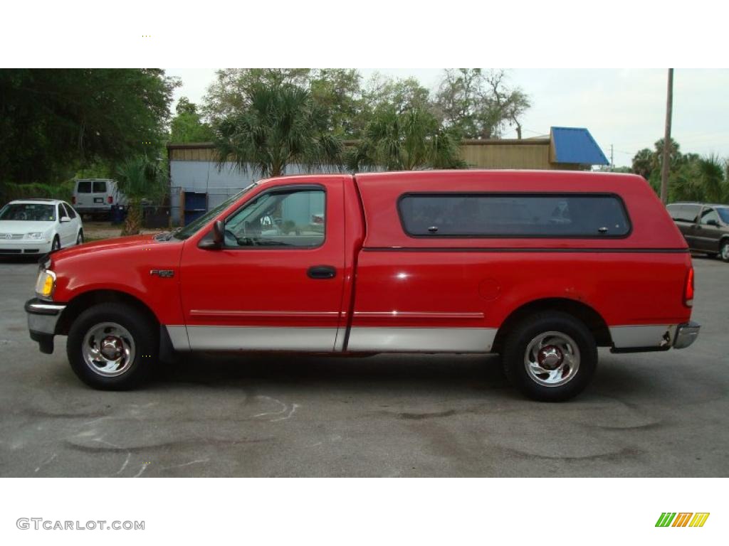 1997 F150 XL Regular Cab - Bright Red / Medium Graphite photo #10