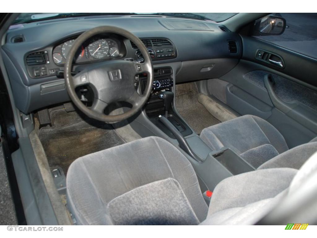 Gray Interior 1997 Honda Accord EX Coupe Photo #28623983