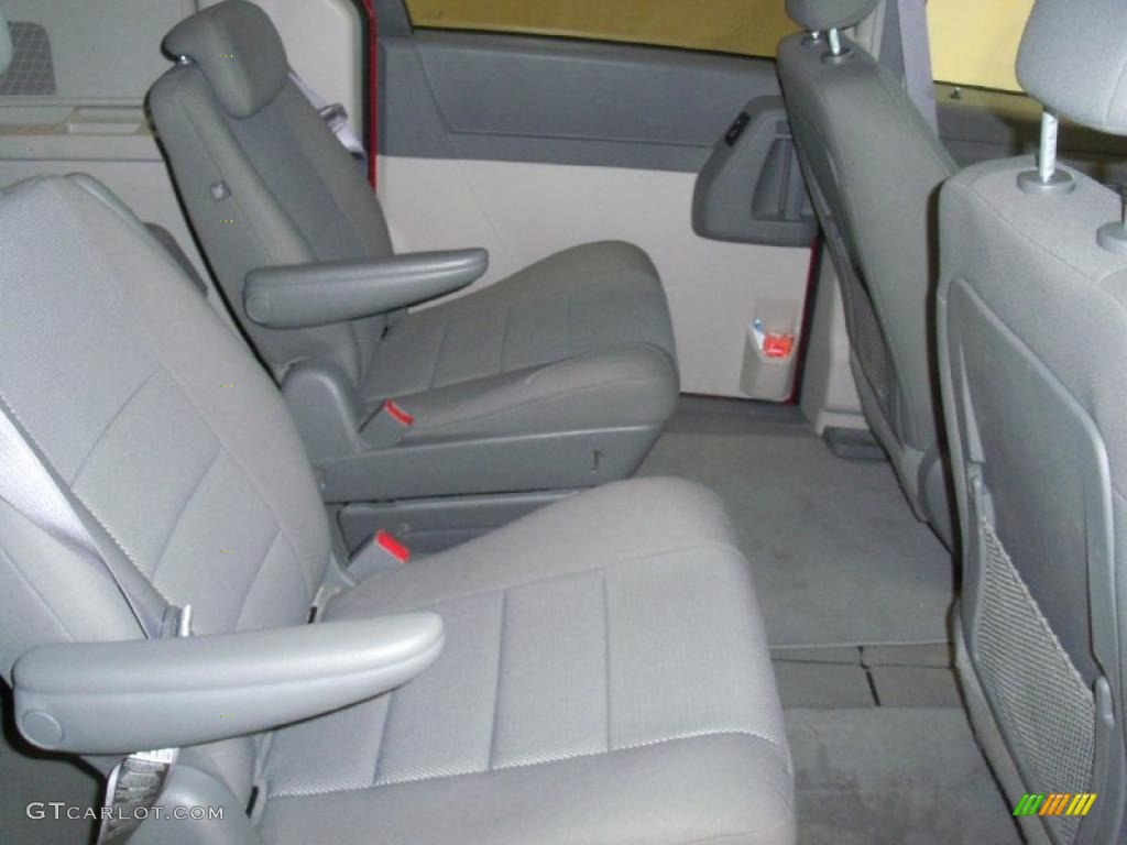 2009 Grand Caravan SE - Inferno Red Crystal Pearl / Medium Slate Gray/Light Shale photo #18