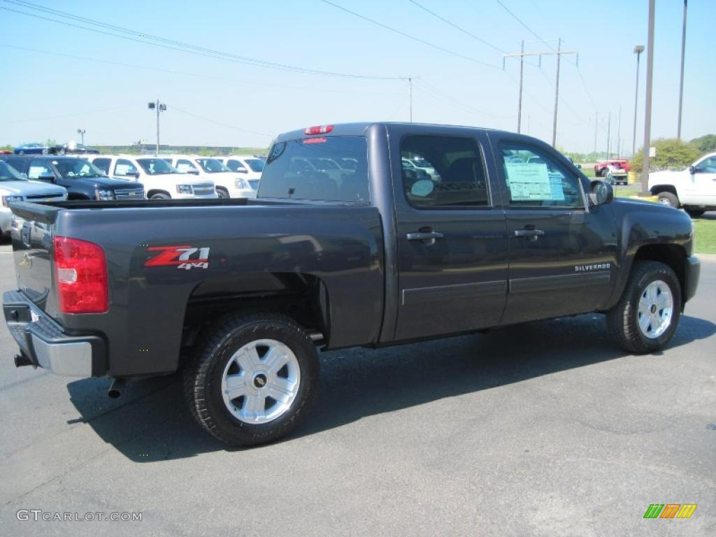 2010 Silverado 1500 LT Crew Cab 4x4 - Taupe Gray Metallic / Ebony photo #4