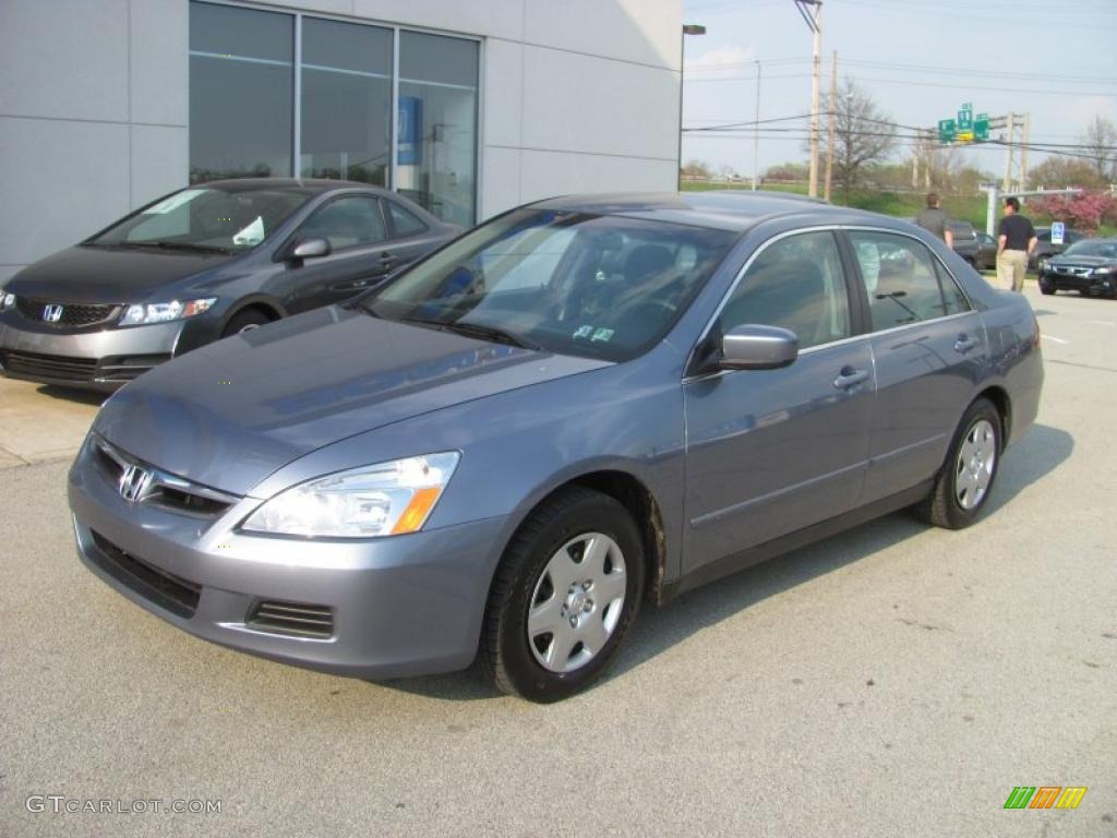 2007 Accord LX Sedan - Carbon Bronze Pearl / Gray photo #2