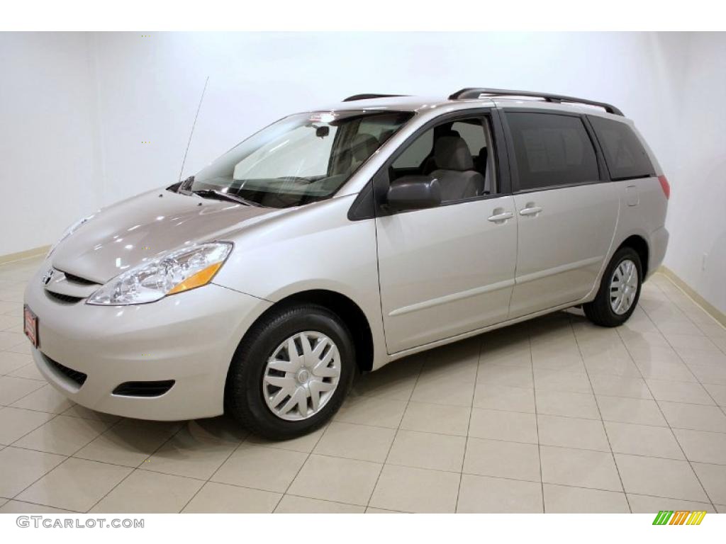 2009 Sienna LE - Silver Shadow Pearl / Taupe photo #3
