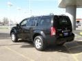 Super Black - Pathfinder SE 4x4 Photo No. 4