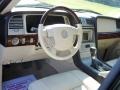 2003 Black Lincoln Navigator Luxury 4x4  photo #20