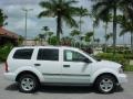 Bright White - Durango SLT Photo No. 3