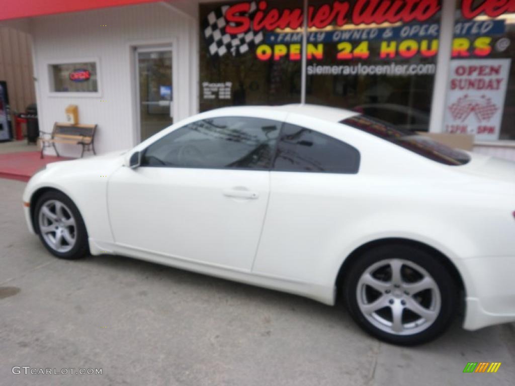2004 G 35 Coupe - Ivory White Pearl / Beige photo #2