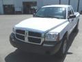 2007 Bright White Dodge Dakota SXT Club Cab  photo #5