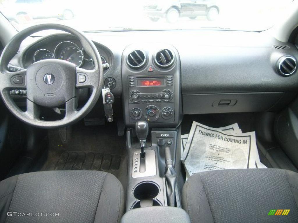 2005 G6 Sedan - Liquid Silver Metallic / Ebony photo #15