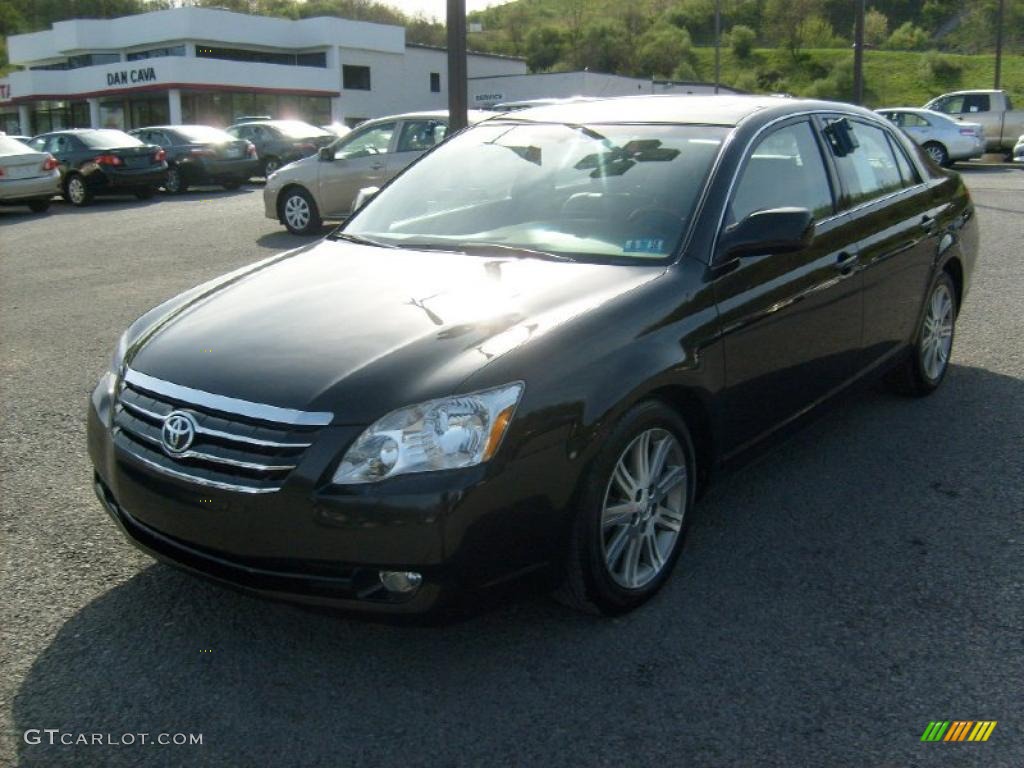 2005 Avalon Limited - Black / Light Gray photo #3