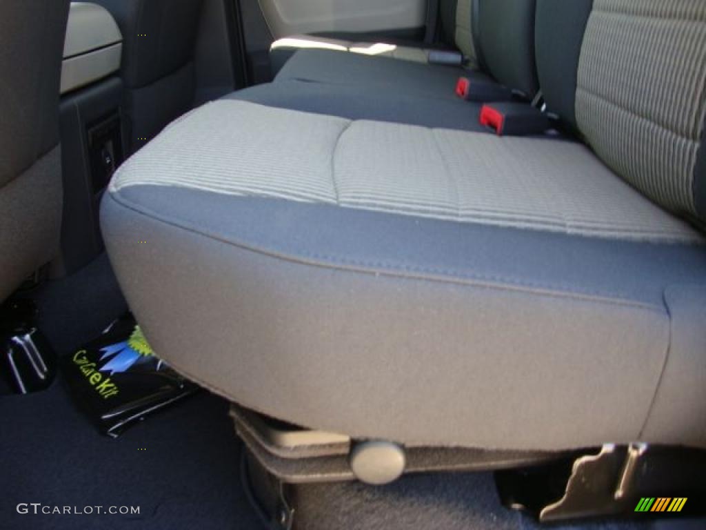 2010 Ram 1500 Big Horn Quad Cab - Mineral Gray Metallic / Dark Slate/Medium Graystone photo #12