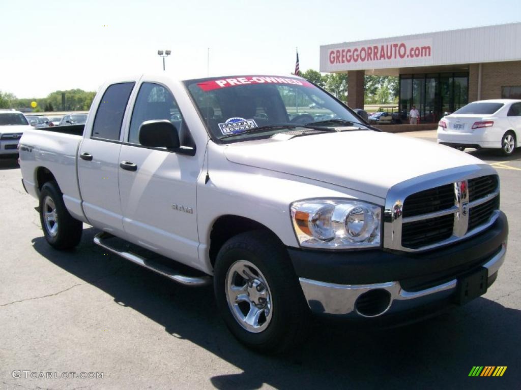 2008 Ram 1500 SXT Quad Cab - Bright White / Medium Slate Gray photo #1