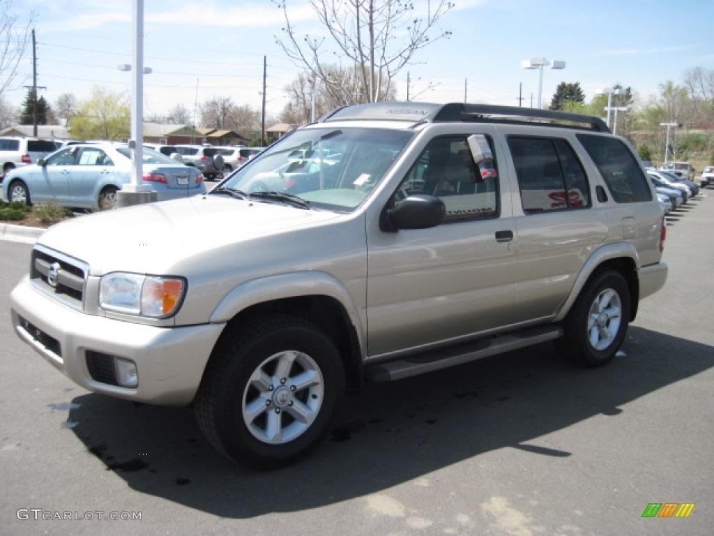 2003 Pathfinder SE 4x4 - Polished Pewter Metallic / Beige photo #5