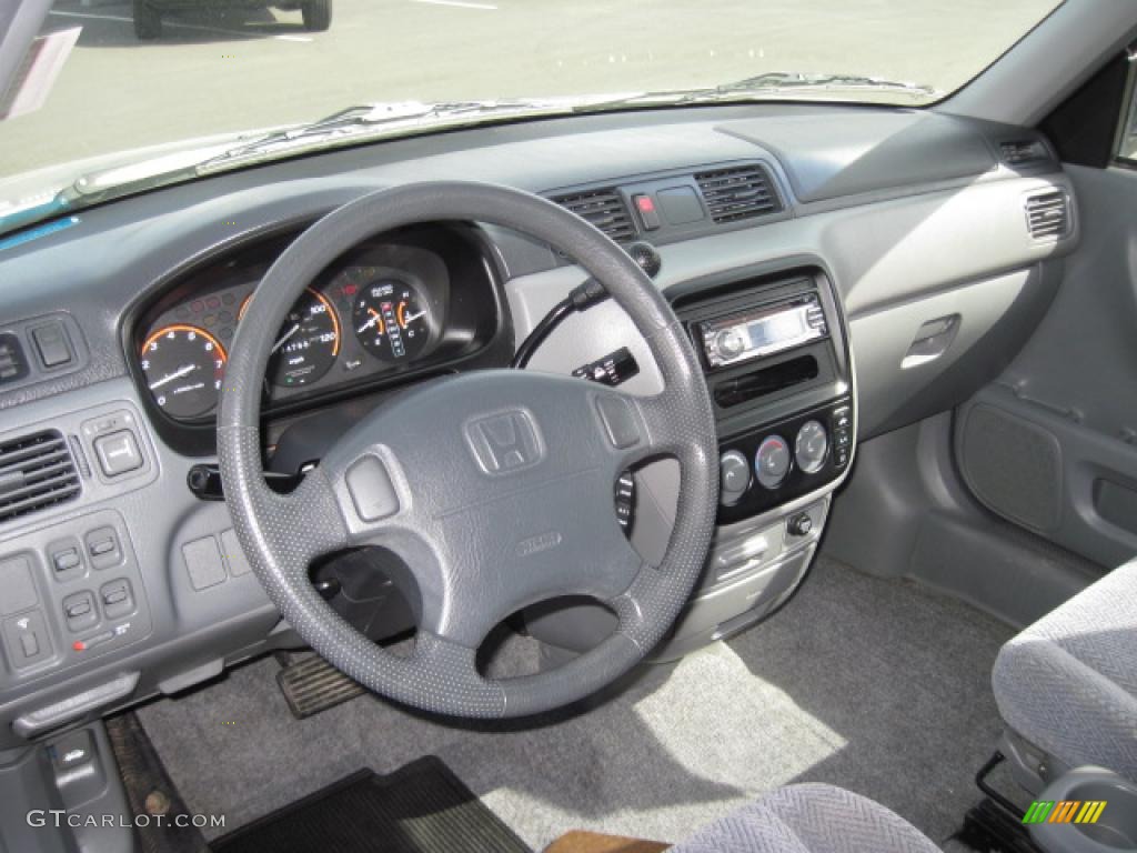 1997 CR-V LX 4WD - Sebring Silver Metallic / Charcoal photo #14
