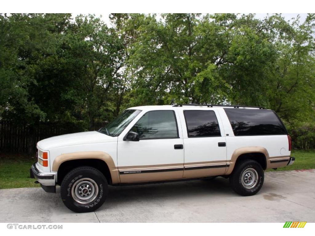 1999 Suburban K2500 SLT 4x4 - Summit White / Neutral photo #3