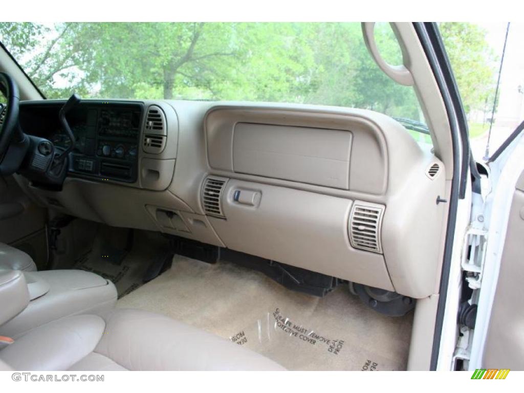 1999 Suburban K2500 SLT 4x4 - Summit White / Neutral photo #68