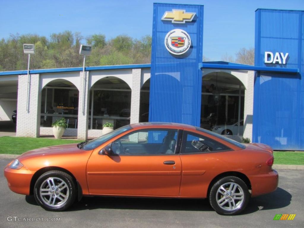 2004 Cavalier Coupe - Sunburst Orange / Graphite photo #2