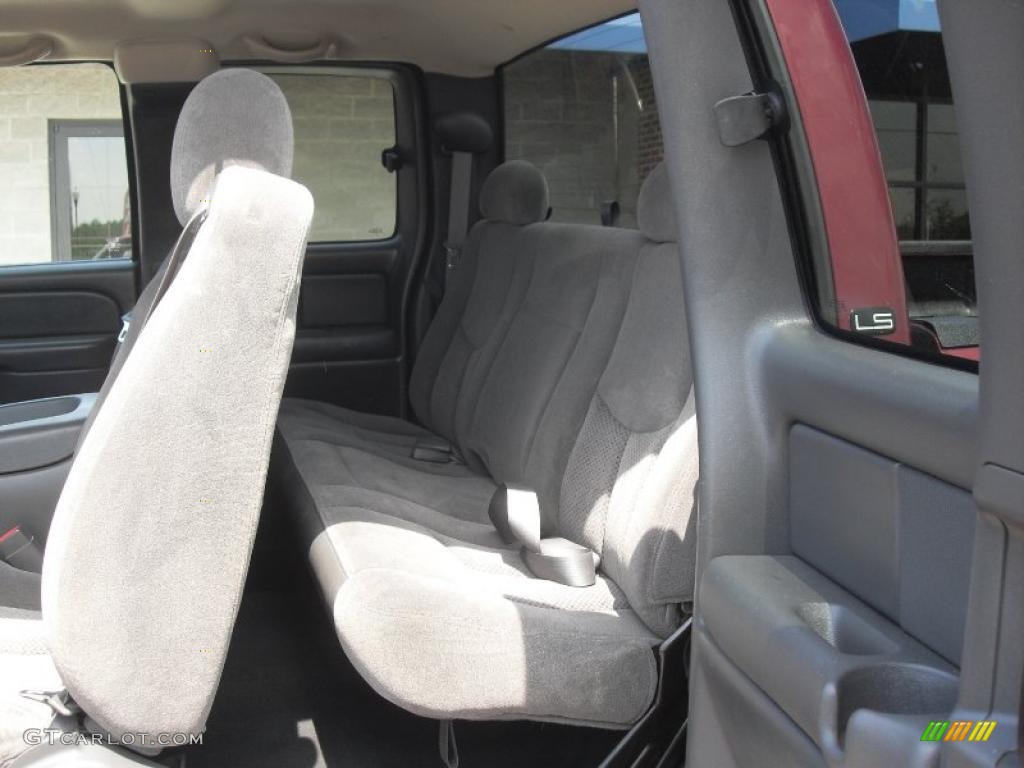 2004 Silverado 1500 LS Extended Cab 4x4 - Sport Red Metallic / Medium Gray photo #5