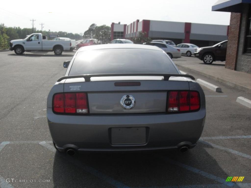 2006 Mustang GT Premium Coupe - Tungsten Grey Metallic / Dark Charcoal photo #3