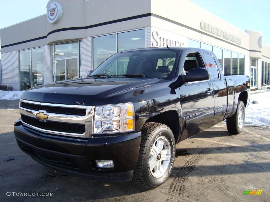 2007 Silverado 1500 LTZ Extended Cab 4x4 - Black / Ebony Black photo #1