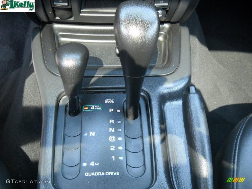 2003 Grand Cherokee Limited 4x4 - Brilliant Black / Dark Slate Gray photo #18