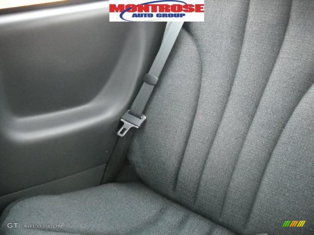 2001 Cavalier Coupe - Ultra Silver Metallic / Graphite photo #13