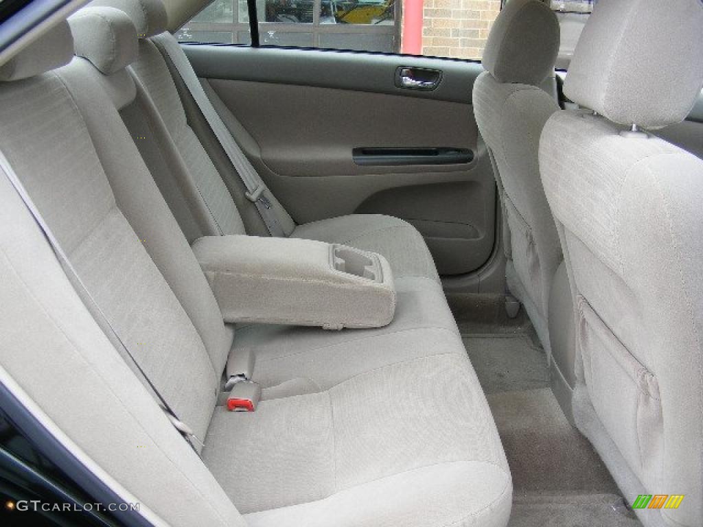 2006 Camry LE - Black / Taupe photo #12