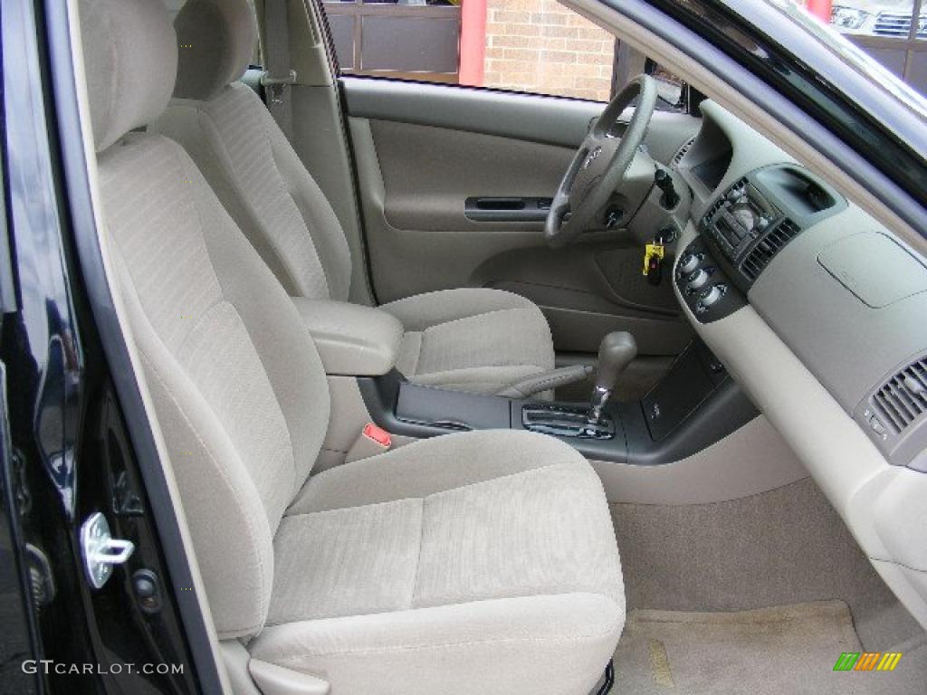 2006 Camry LE - Black / Taupe photo #13