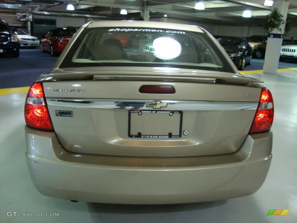 2006 Malibu LT V6 Sedan - Sandstone Metallic / Cashmere Beige photo #8