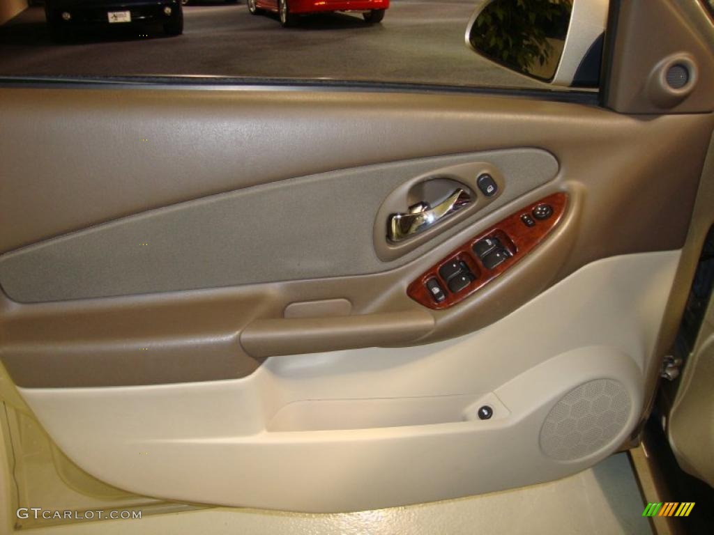 2006 Malibu LT V6 Sedan - Sandstone Metallic / Cashmere Beige photo #13